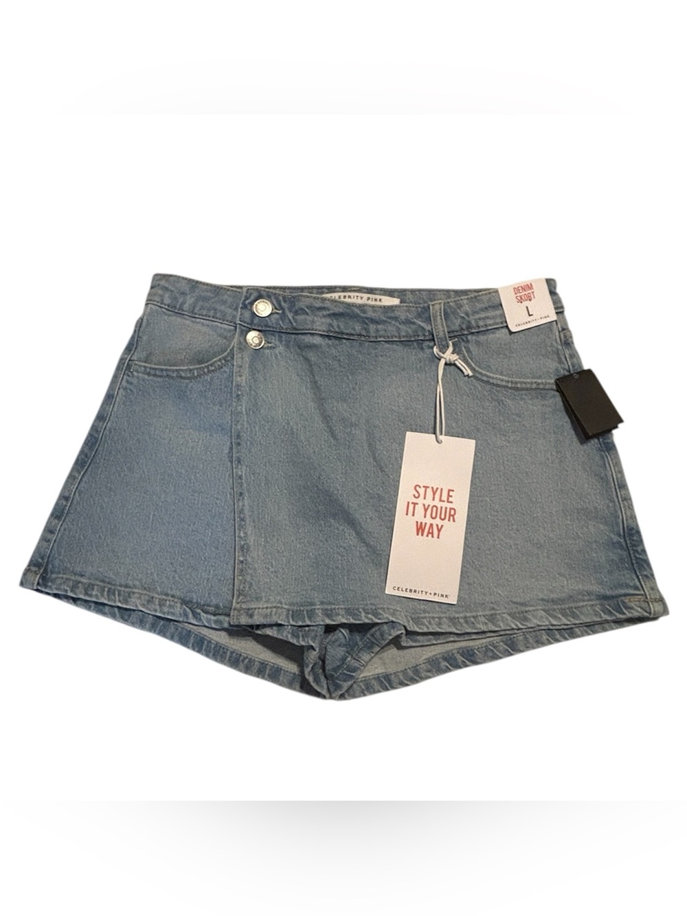 Celebrity Pink Light Wash Denim Skort Women’s Size Large NWT Wrap Front Mini